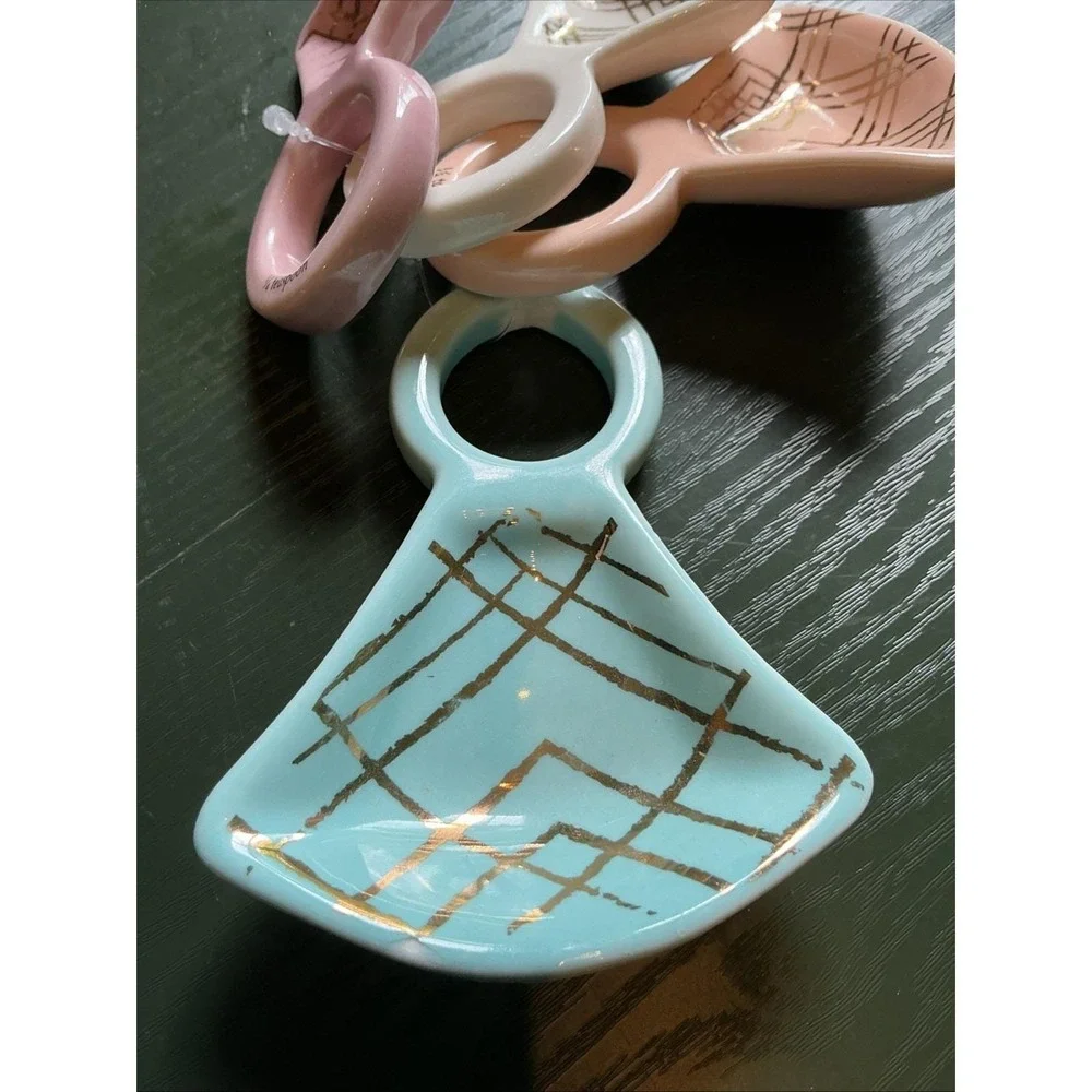 MCM Set‎ of 4 Nesting Ceramic Diamond Ring Measuring Spoons Baking